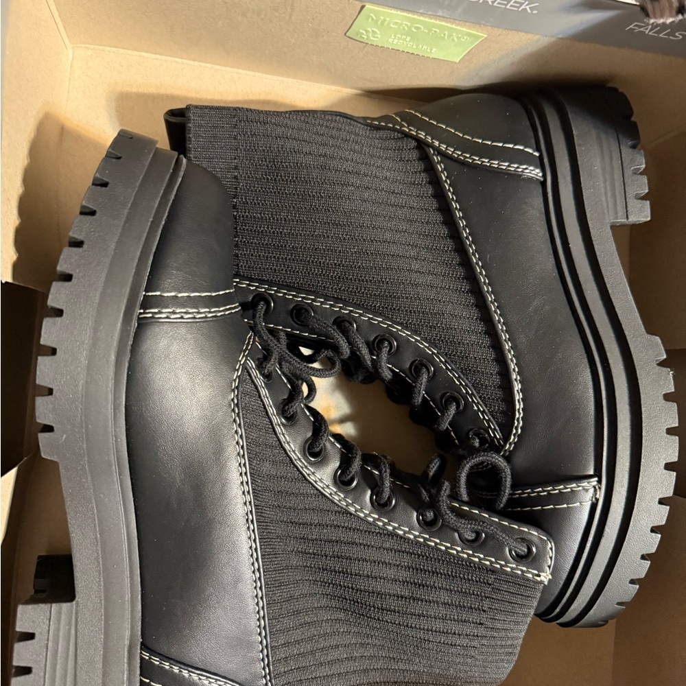 Black Womans Boots